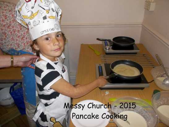 messy-church-2015-pancake-cooking